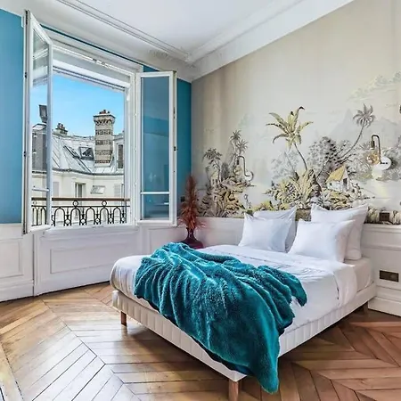 Luxurious Penthouse Close To Champs Elysees And Fr *