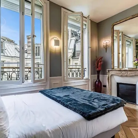 Luxurious Penthouse Close To Champs Elysees And Fr Apartamento