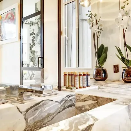 Luxurious Penthouse Close To Champs Elysees And Fr Apartamento